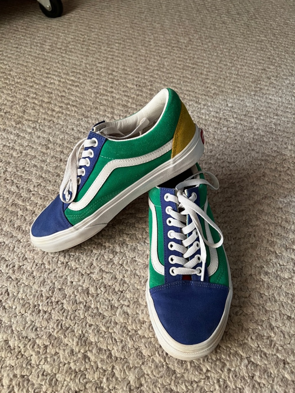 Vans old skool yacht canvas, and suede shoe. Women’s Sz. 9.5, men’s Sz. 8.
